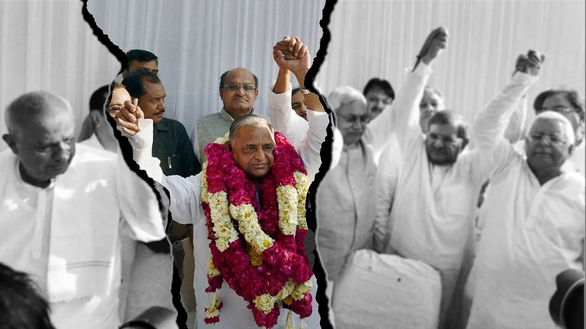 Mulayam Singh (centre) had decided to exit the Janata Parivar and fight the Bihar polls on his own. His party failed to open its account. (Photo: PTI)