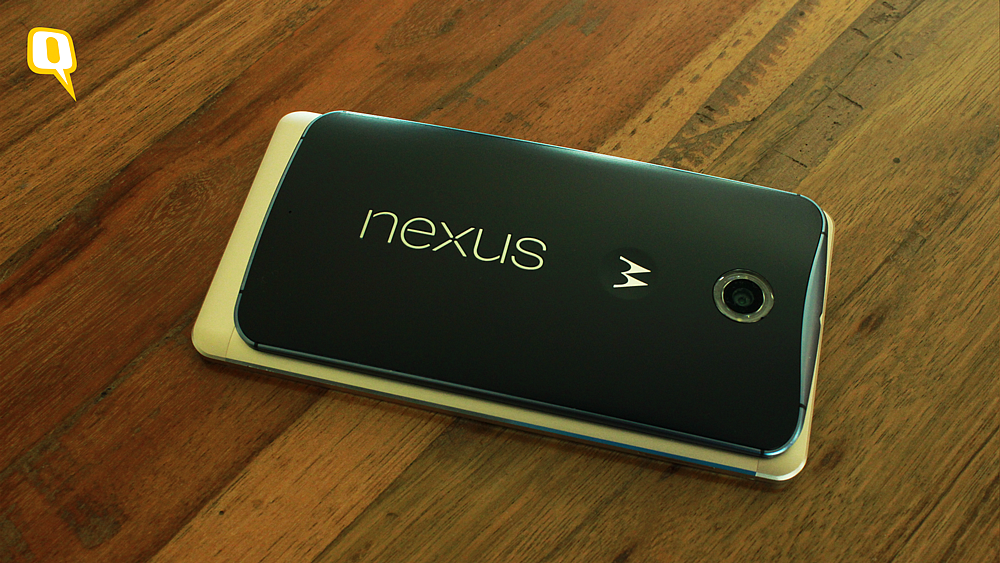 Mi Max is a tad bigger than Google Nexus 6, mostly because of Max’s thin bezels. (Photo: <b>The Quint</b>)