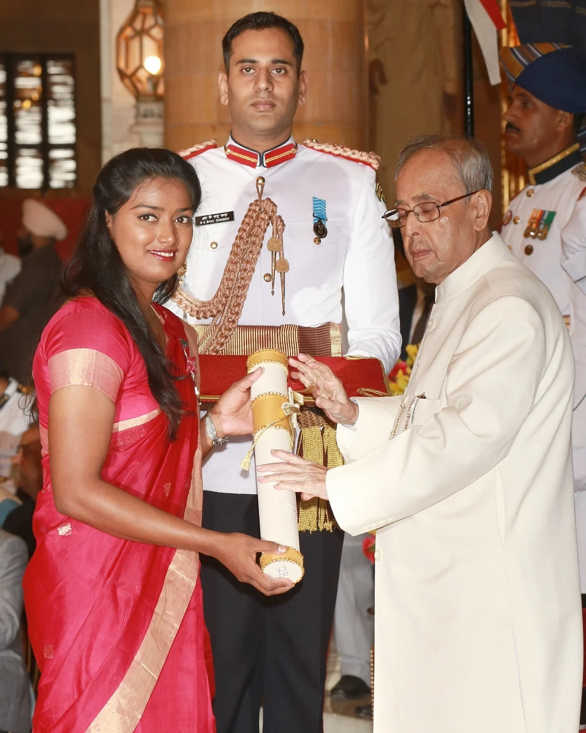 President Pranab Mukherjee presents the Padma Bhushan Award to Deepika Kumari, at a Civil Investiture Ceremony, at Rashtrapati Bhavan (Photo: IANS)