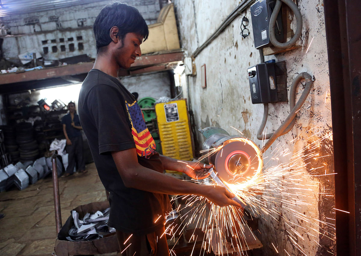

The report focuses on the working conditions in  factories for Walmart, H&M and Gap in India, Bangladesh, Indonesia