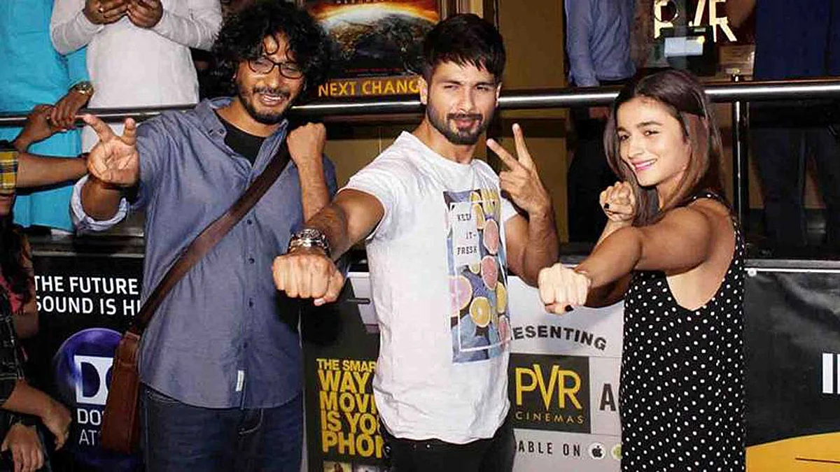 <i>Udta Punjab</i> director Abhishek Chaubey poses with Shahid Kapoor and Alia Bhatt at a promotional event for the film (Photo: Yogen Shah)