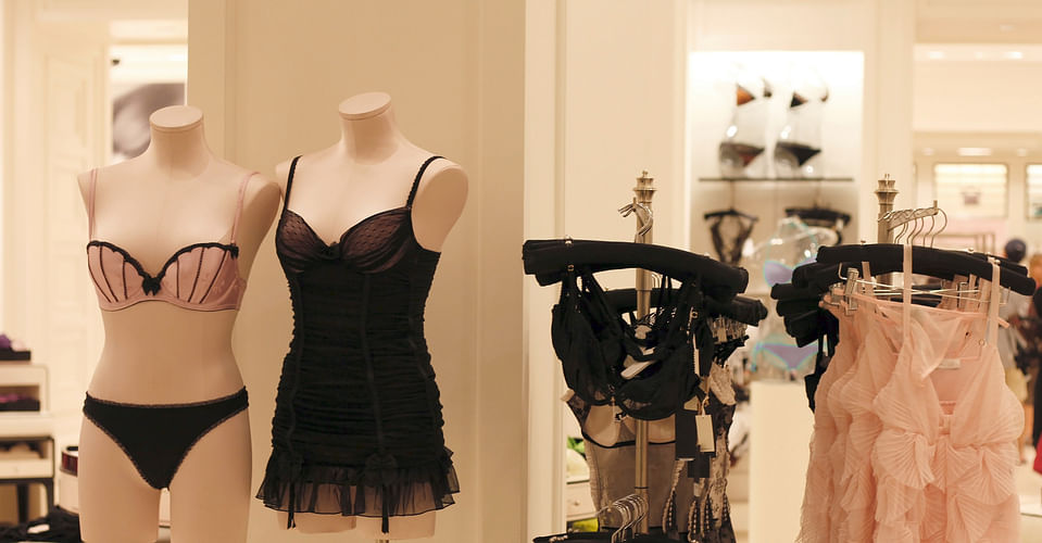EMSK-What their SO is talking about in a lingerie shop. : r