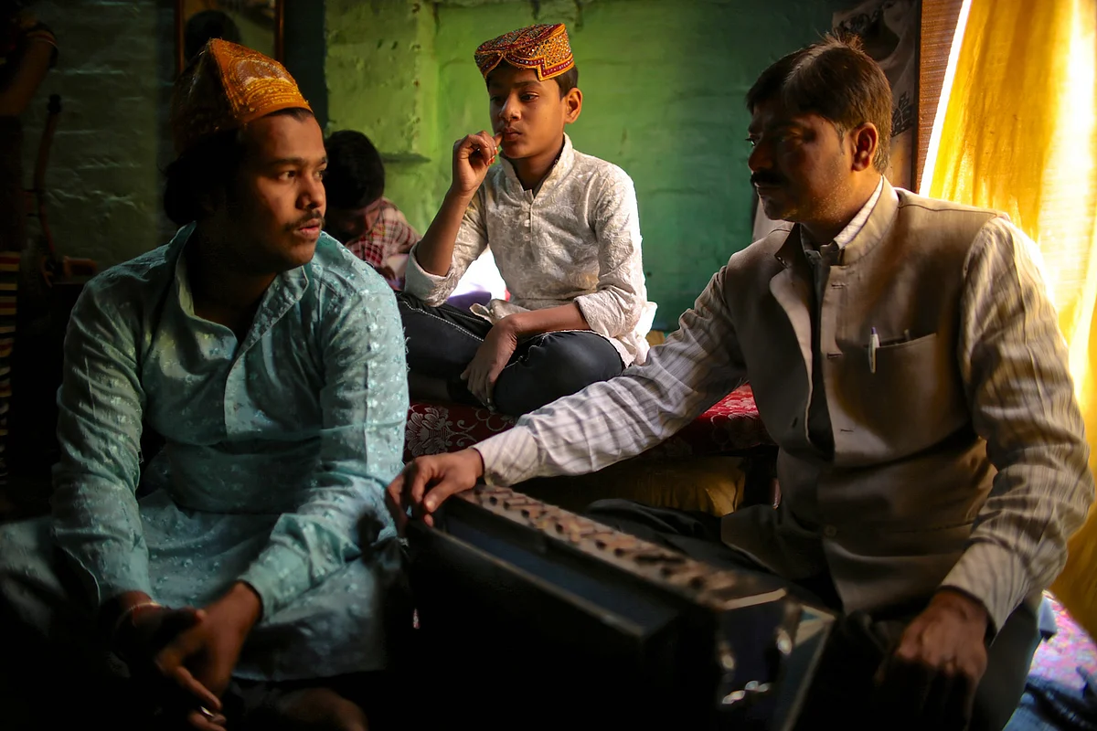<i>Qawwali</i> singers gather in their home in a small Muslim quarter of Varanasi. (Photo: Souvid Datta)