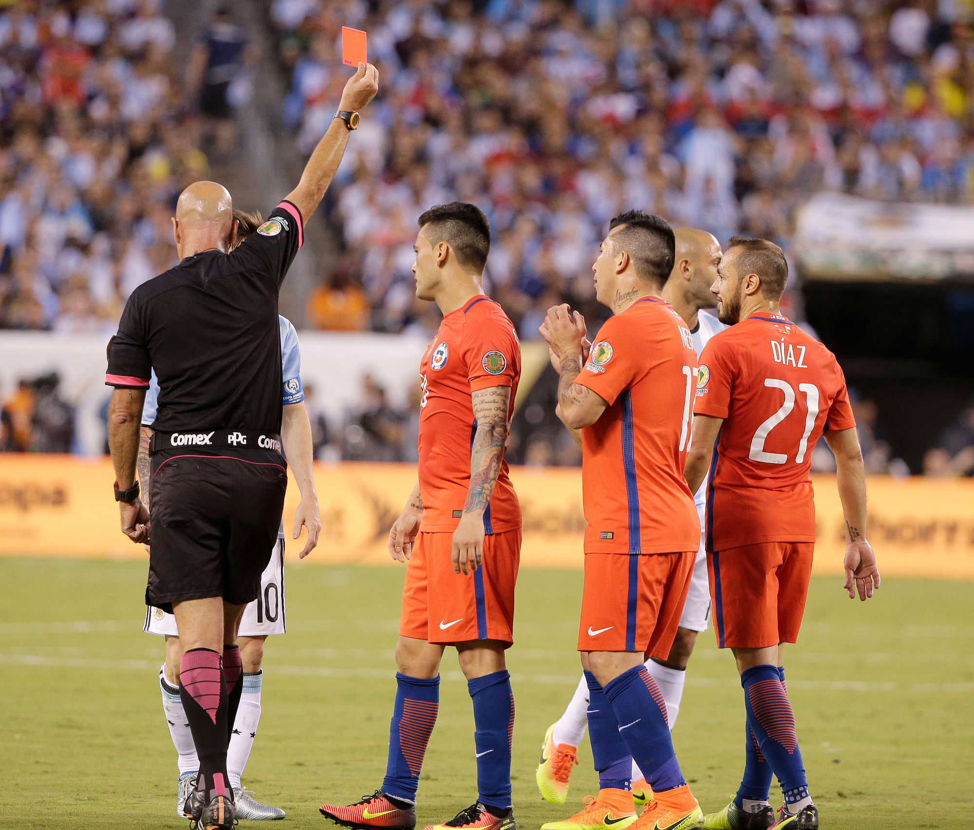 Messi Misses Penalty, Chile Beat Argentina to win Copa America