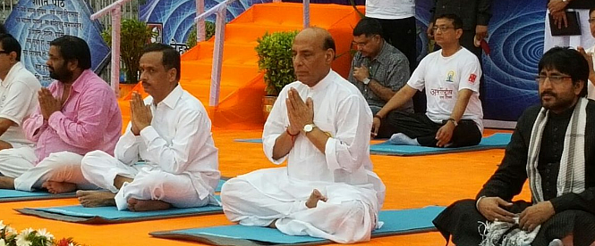 Home Minister Rajnath Singh leading a session in Lucknow. (Photo: ANI)