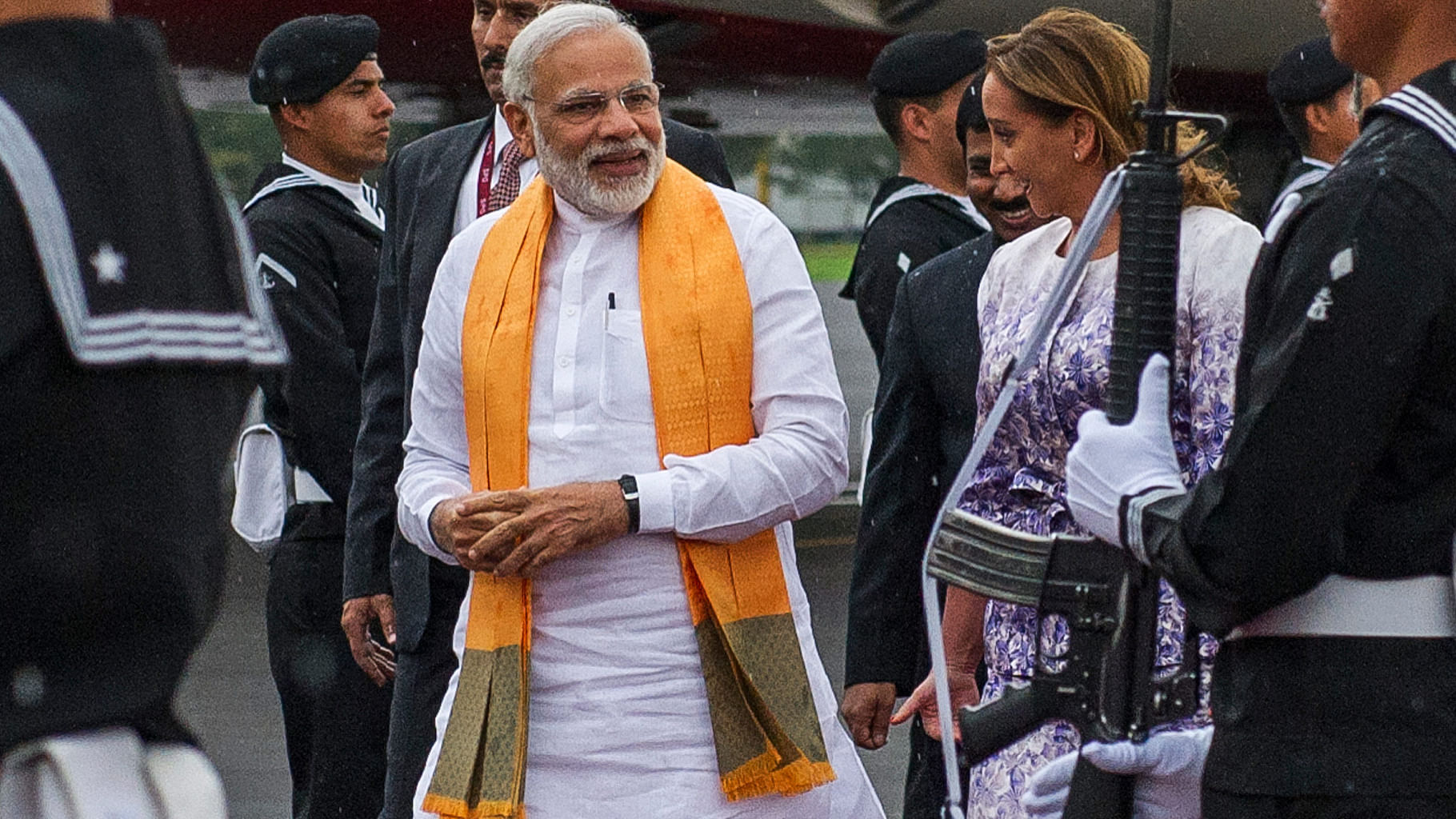 Narendra Modi being received by Mexican Secretary of Foreign Affairs, Claudia Ruiz Massieu, after landing at the Benito Juarez International Airport in Mexico City on 8 June. (Photo: AP)