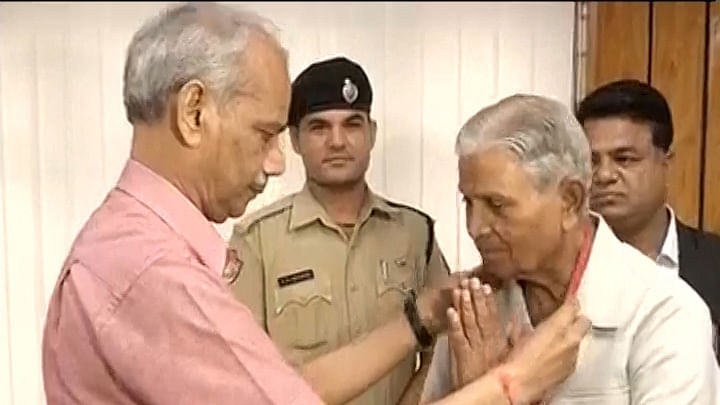 Retired IAS officer gets his gold medal at 81 after a 47-year-long battle (Photo: ANI Screengrab)