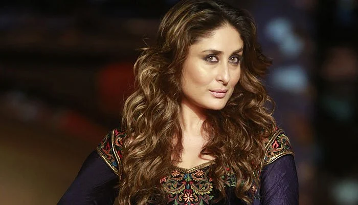 Kareena regrets not going to college (Photo: Twitter)