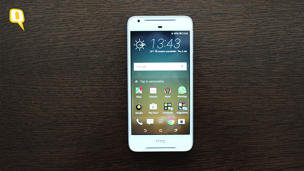 The HTC Desire 628 comes with ‘BoomSound’ Technology. (Photo: <b>The Quint</b>)