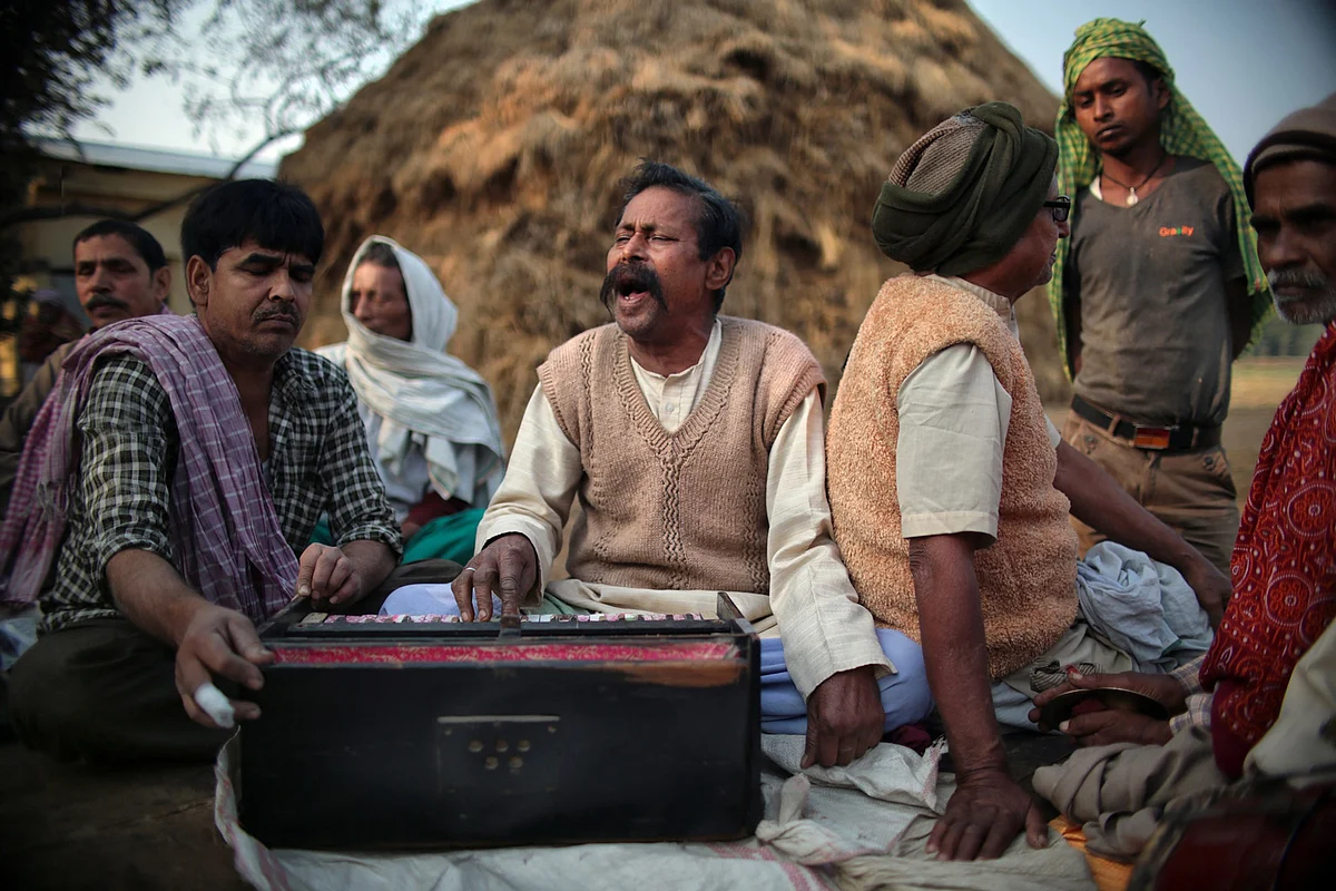 A singer performs traditional Baul songs in a village in Uttar Pradesh. (Photo: Souvid Datta)