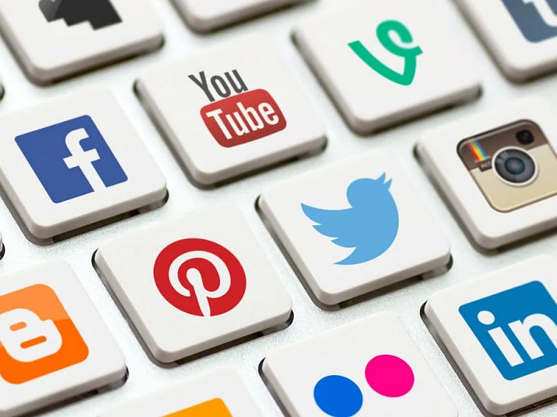 The truth is we cannot live without social media. (Photo Courtesy : Tumblr/<a href="http://http://committeetoprotectjournalists.tumblr.com/">committeetoprotectjournalists</a>)