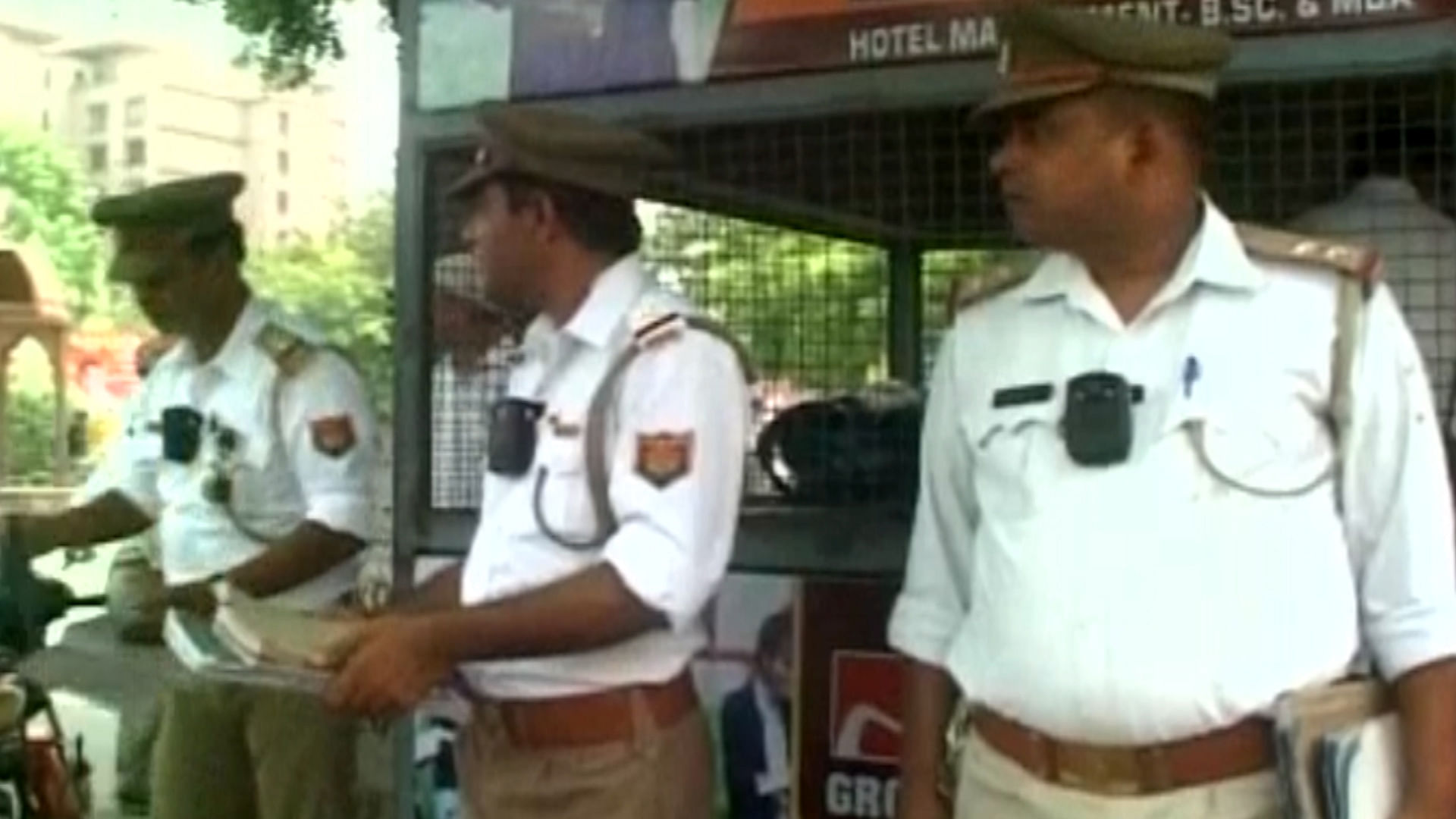 Agra Tarffic Police sub-inspectors wearing cameras to nab traffic offenders. (Photo: ANI screengrab)
