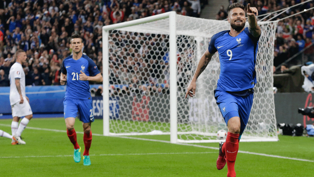 The French fans had a  problem with Giroud, as many of them felt he had been picked over banned  Karim Benzema.