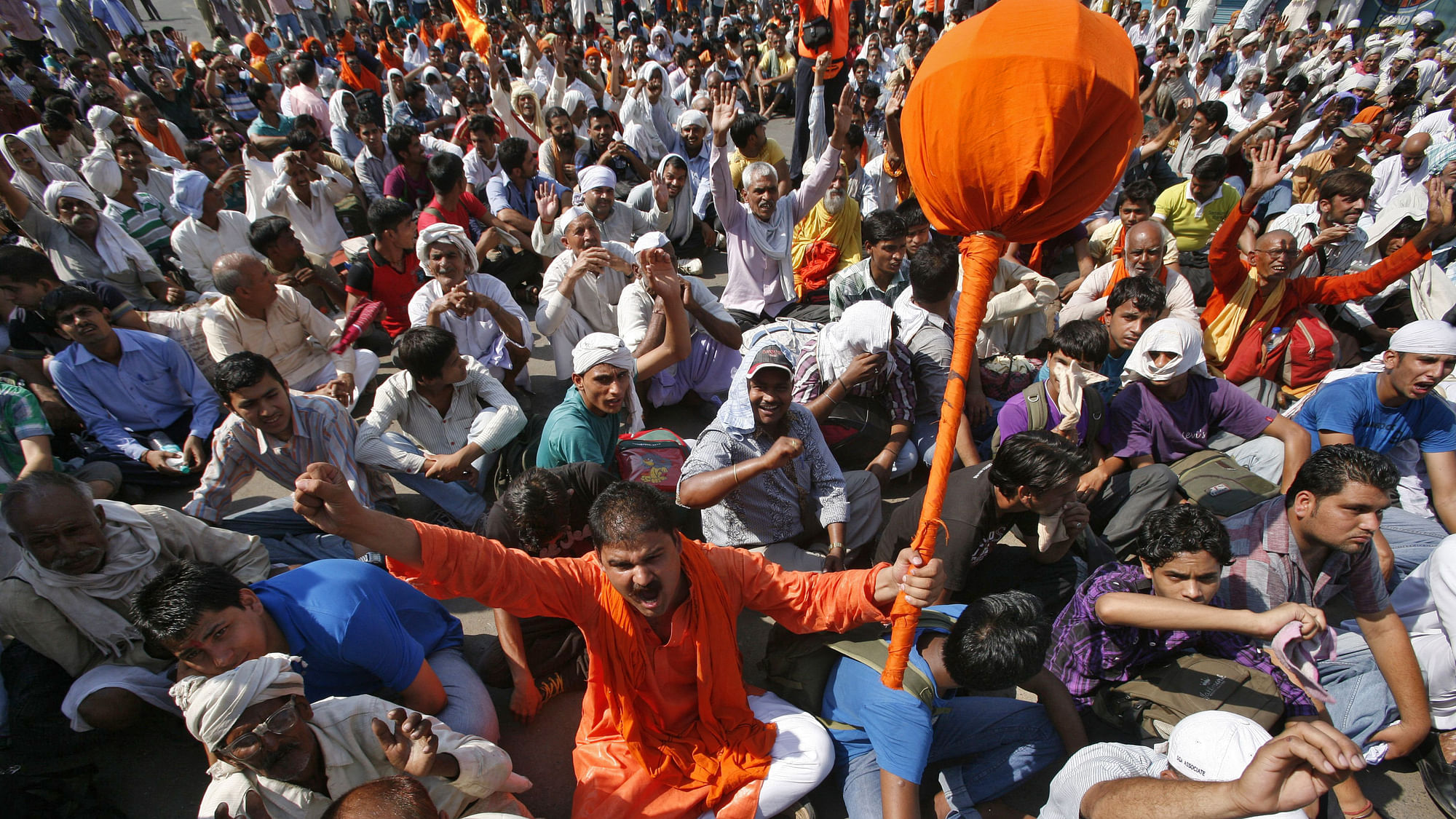 Devotees at Amarnath Yatra. (Photo: Reuters)