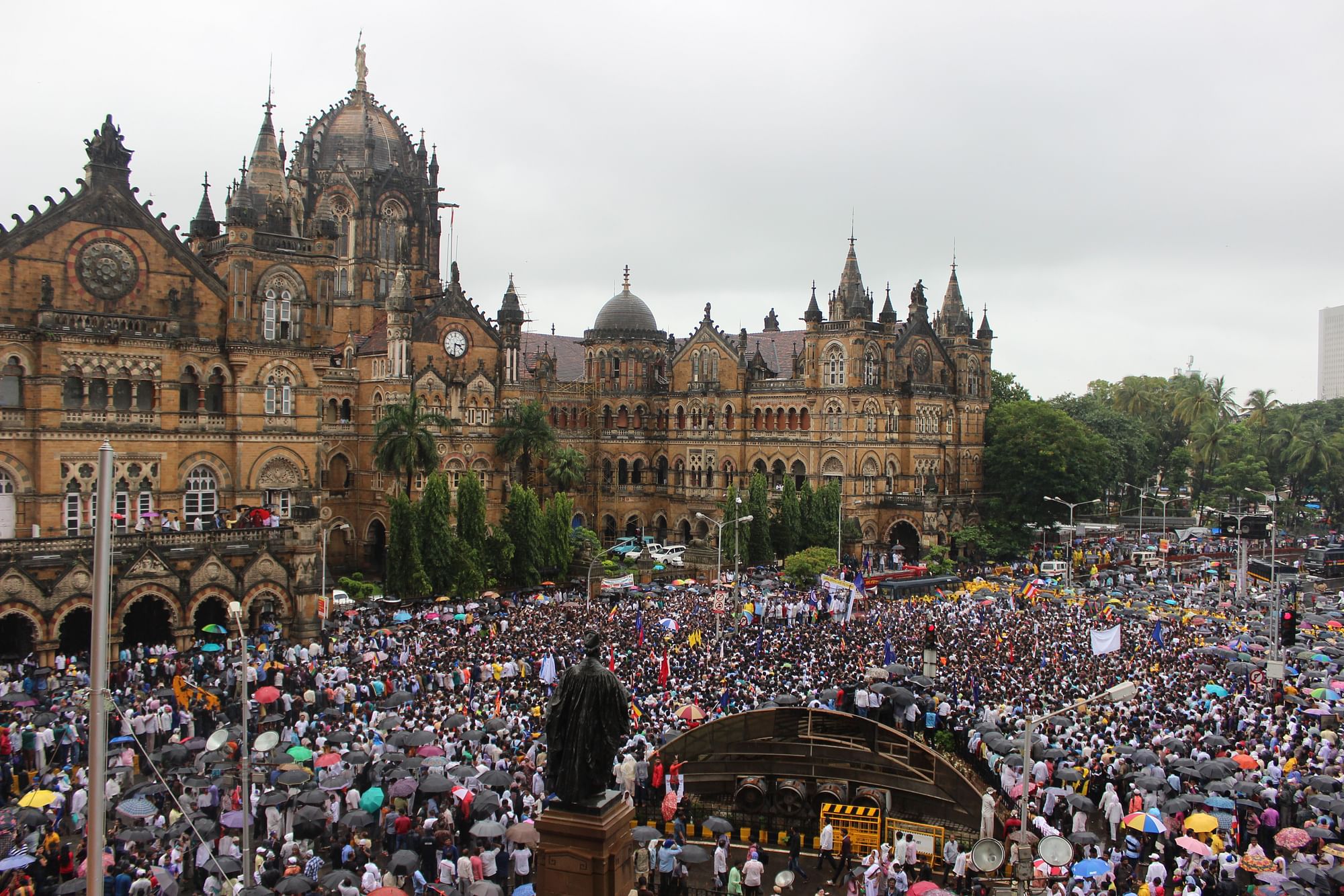 Thousands gather to protest Ambedkar Bhawan demolition outside the Chhatrapati Shivaji Terminus. (Photo: Ashish Dikshit)