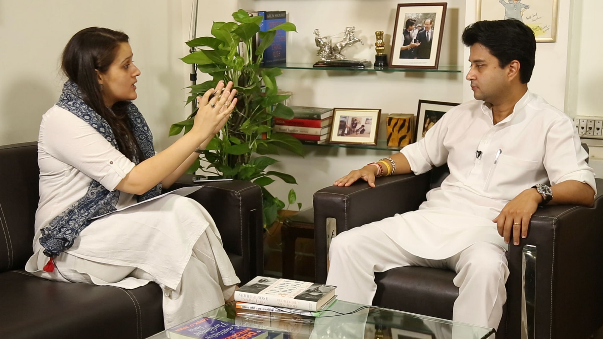 Jyotiraditya Scindia takes live questions from <b>The Quint</b>’s viewers. (Photo: The Quint)