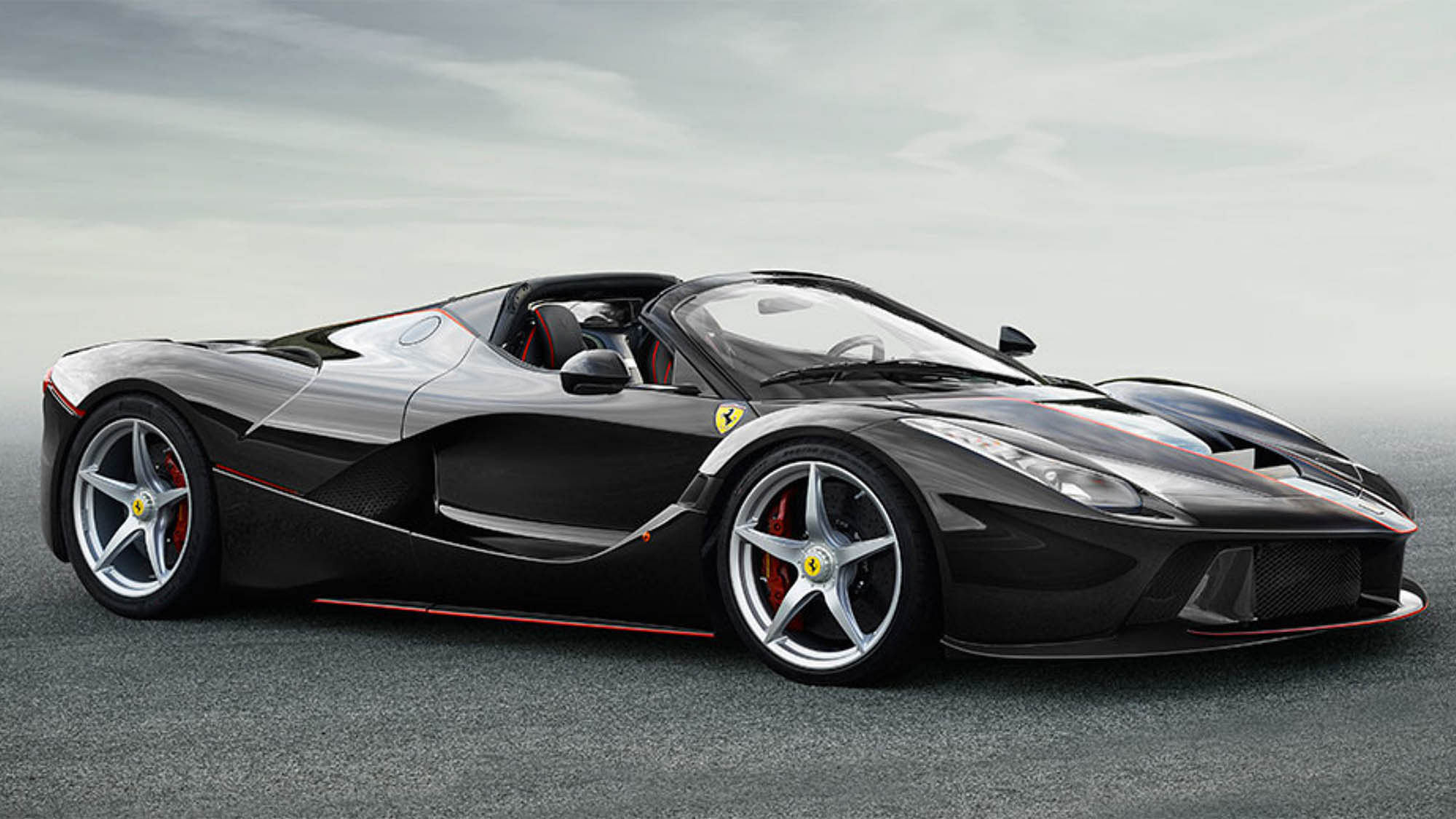 Behold, the Ferrari LaFerrari in convertible avatar. (Photo Courtesy: <a href="http://auto.ferrari.com/en_EN/news-events/news/the-open-top-laferrari-arrives/">Ferrari</a>)