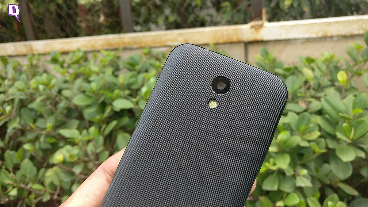 3.2-MP camera at the back of Freedom 251 phone. (Photo: <b>The Quint</b>)
