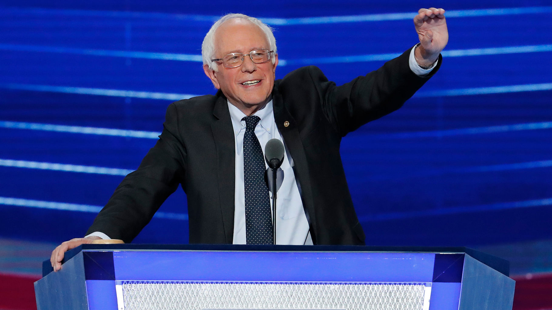 

Former Democratic presidential candidate Bernie Sanders waves to delegates  during the first day of the Democratic National Convention in Philadelphia. (Photo: AP)