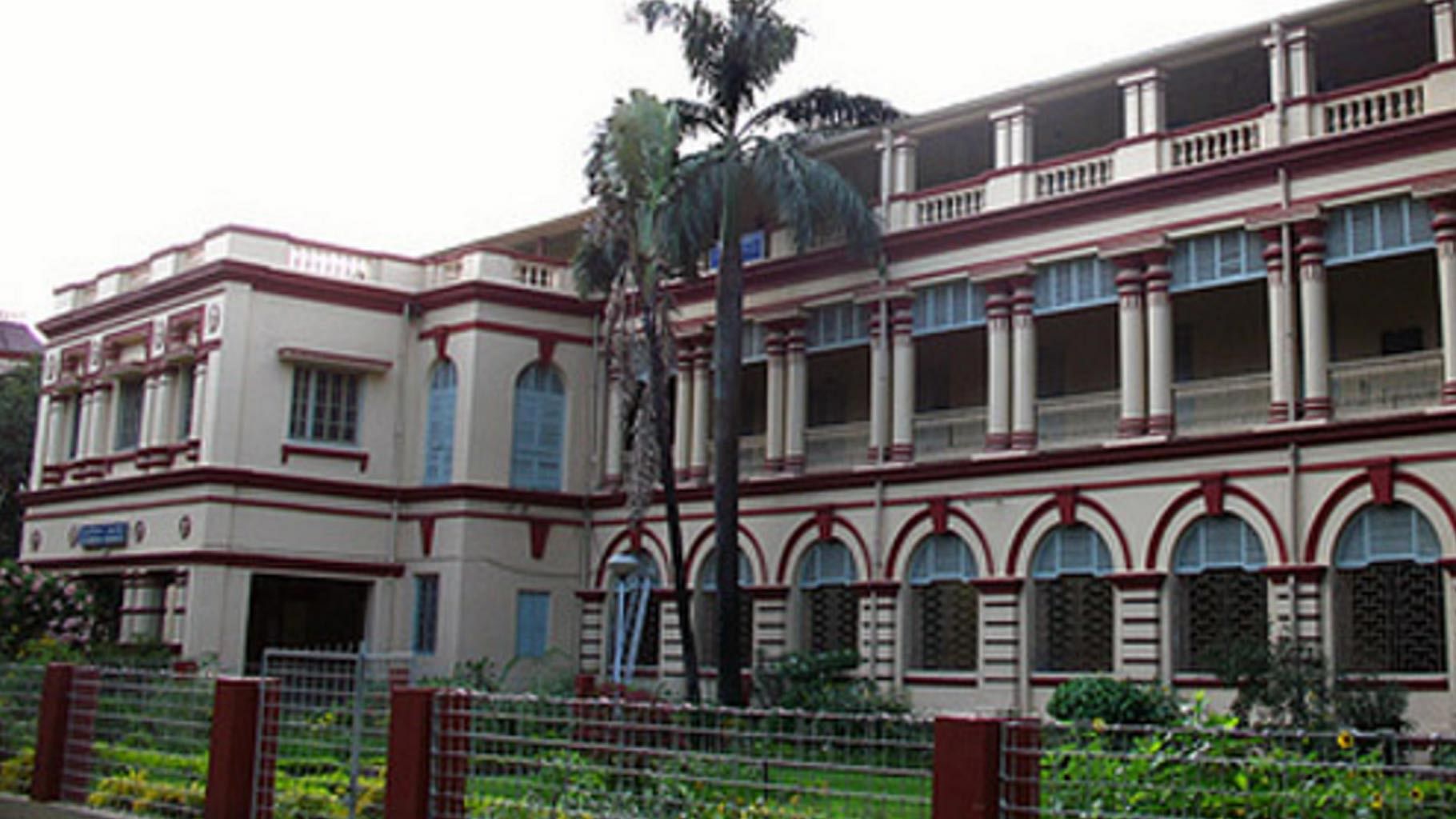 The Jadavpur University campus. (Photo Courtesy: <a href="http://www.jaduniv.edu.in/">Jadavpur University</a>)