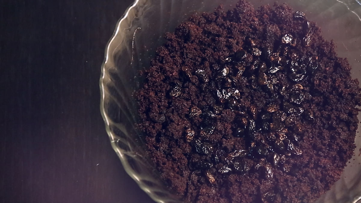 Here’s the perfect way to use leftover chocolate cake.