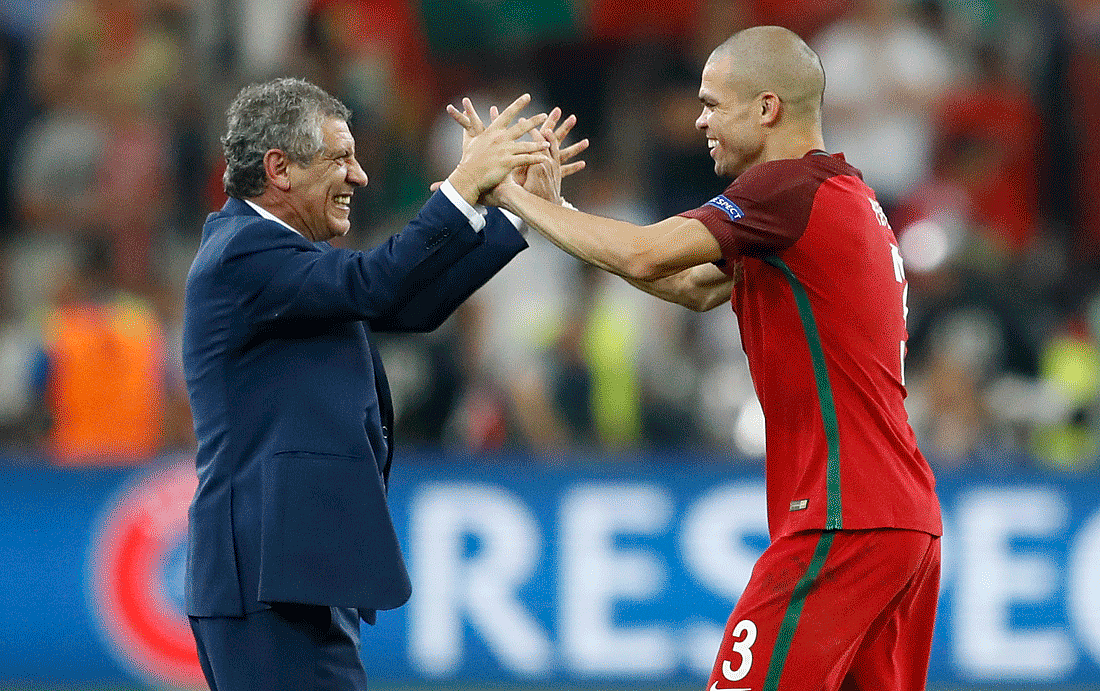 Portuguese soccer coach Fernando Santos (Photo: AP)
