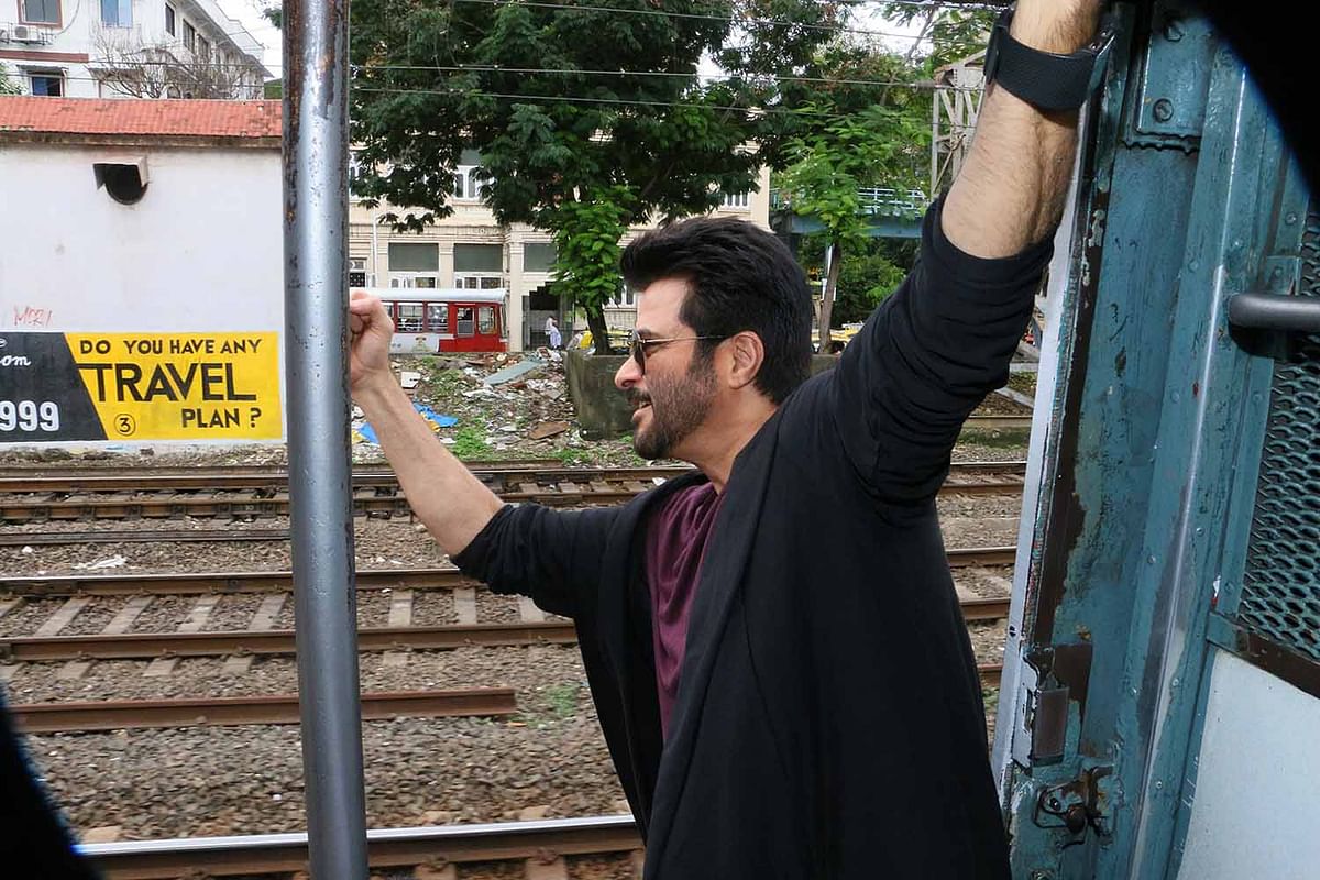‘Jhakaas’ Anil Kapoor holds a meet-and-greet session in a Mumbai local. 