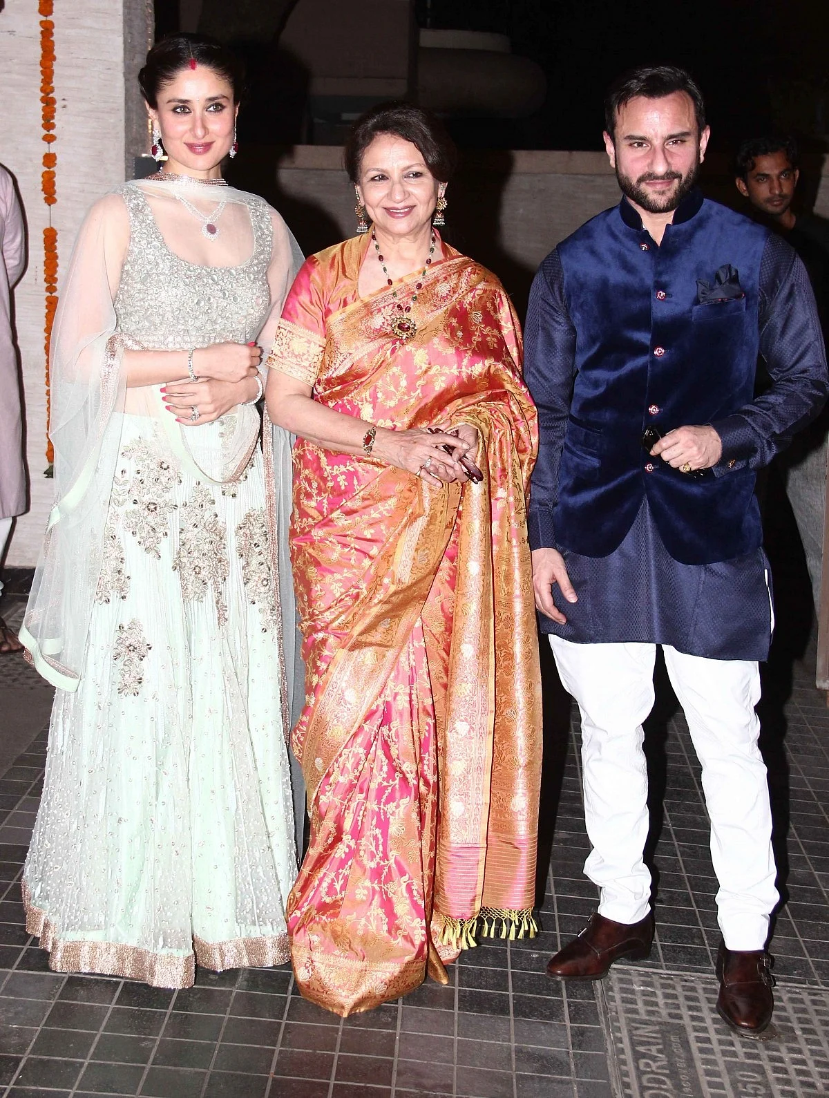 Kareena Kapoor Khan with her mother in law Sharmila Tagore and husband Saif Ali Khan (Photo: Yogen Shah)