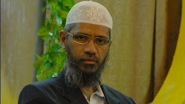Zakir Naik in a press conference said that he is not obliged to answer to a media trial (Photo: Twitter/<a href="http://https://twitter.com/mycobacteriuma">vishwamohan</a>)  