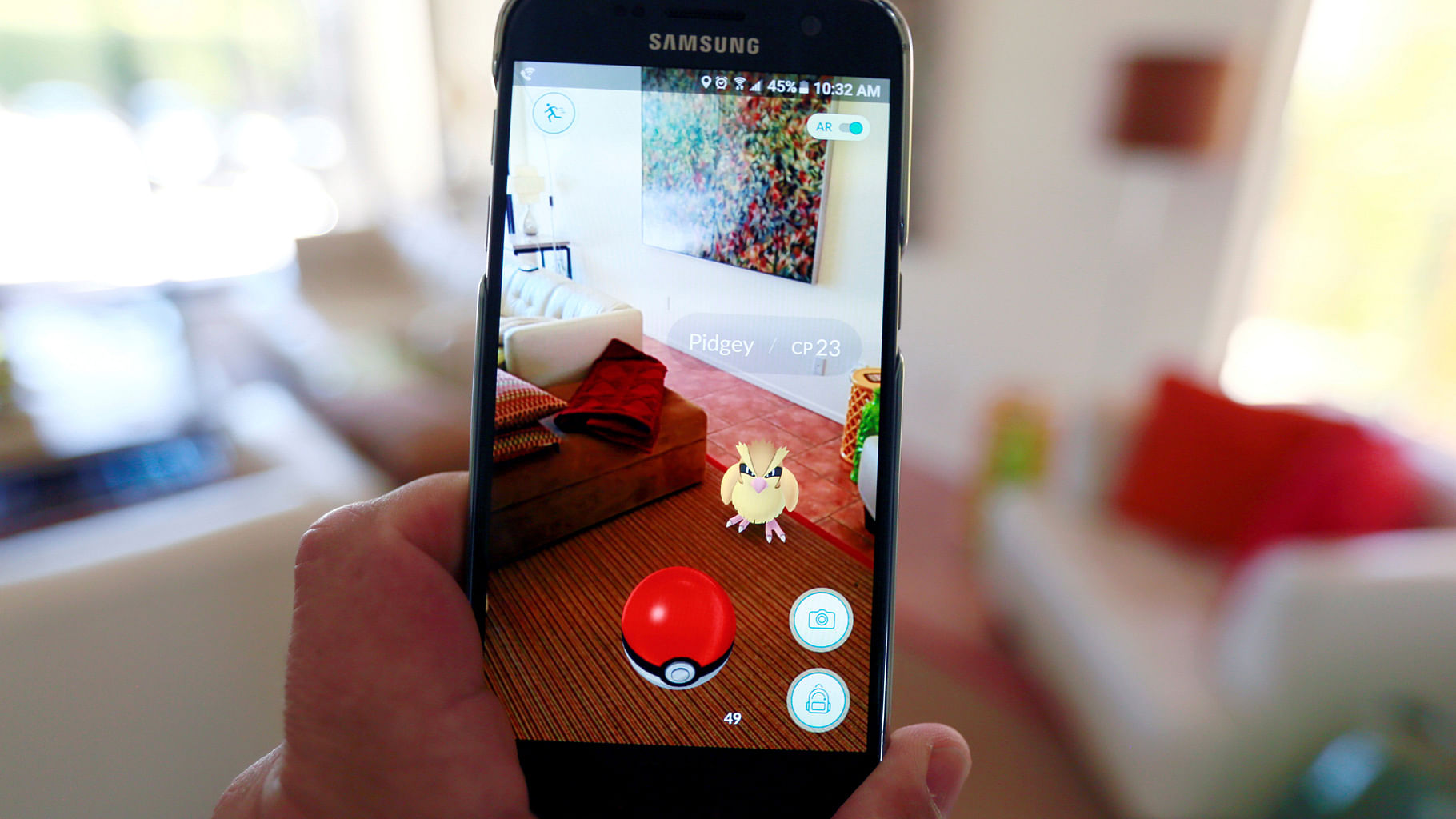 Now everyone can become a Pokémon master by playing this game. (Photo: Reuters)
