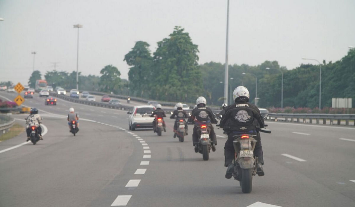 The group of bikers consists of a psychologist, an interior designer, a travel agent and a human resource executive.