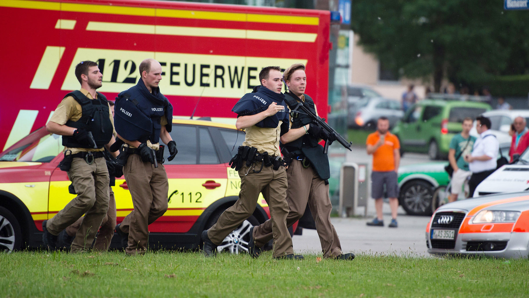 Policemen arrive at a shopping centre in which a shooting was reported in Munich, southern Germany. (Photo: AP)