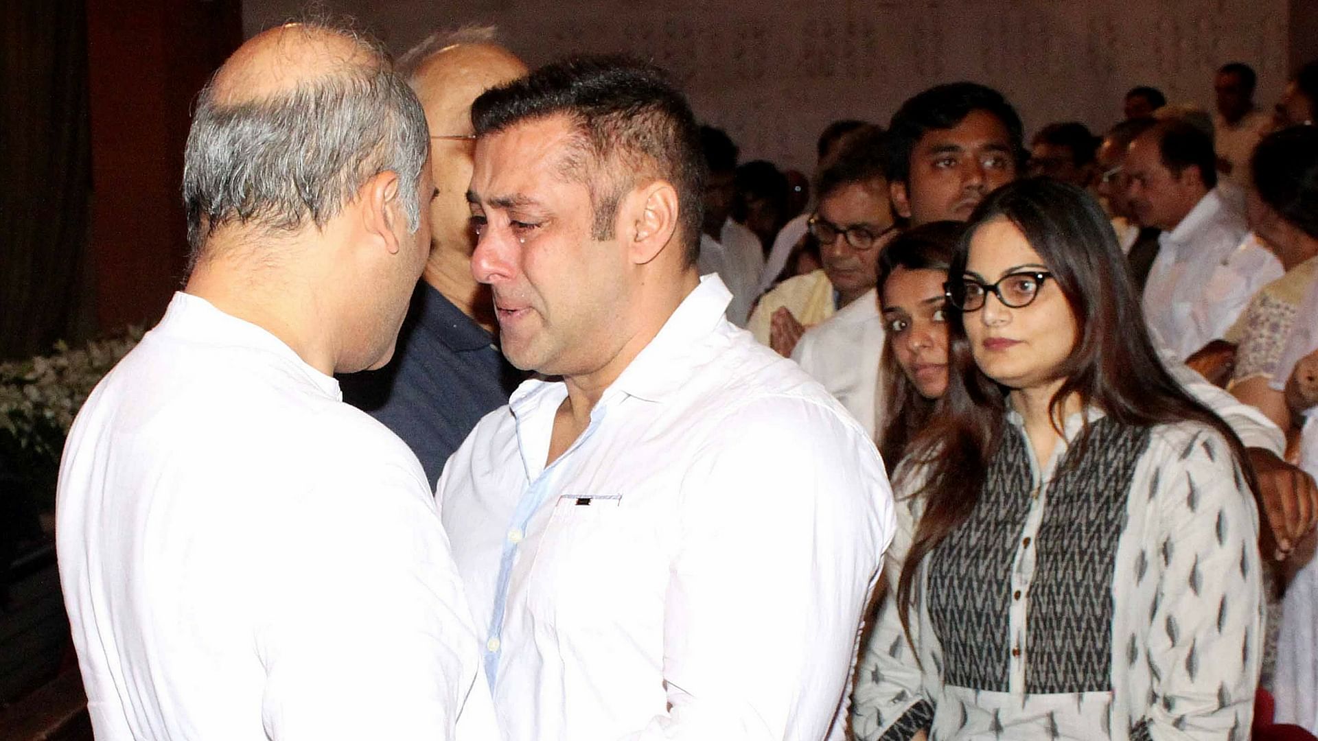 Salman Khan at the prayer meet. (Photo: Yogen Shah)