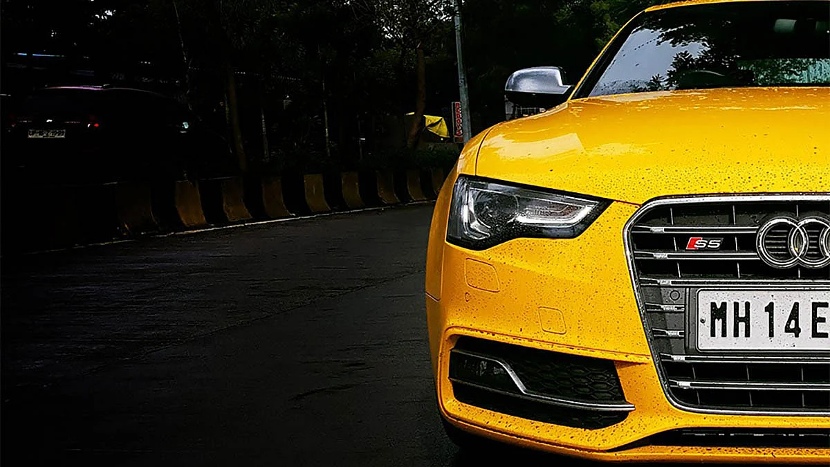 Headlight on the Audi A5. (Photo Courtesy: Motorscribes)