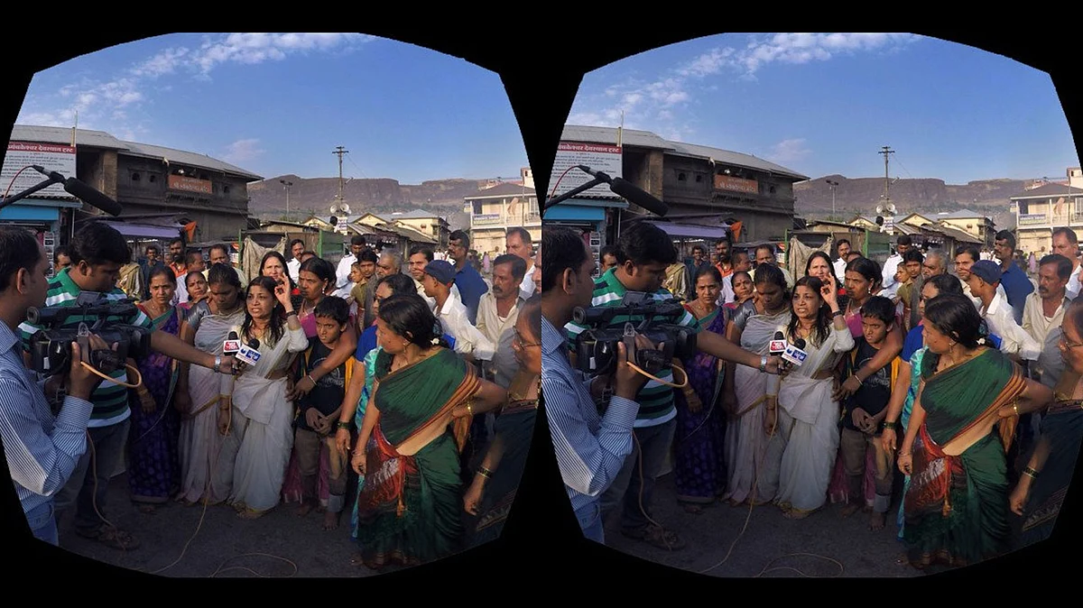 <i>Right to Pray </i>documents the women’s agitation to enter certain religious places. (Photo courtesy: <a href="https://twitter.com/TheNadiaPR">Twitter/TheNadiaPR</a>)