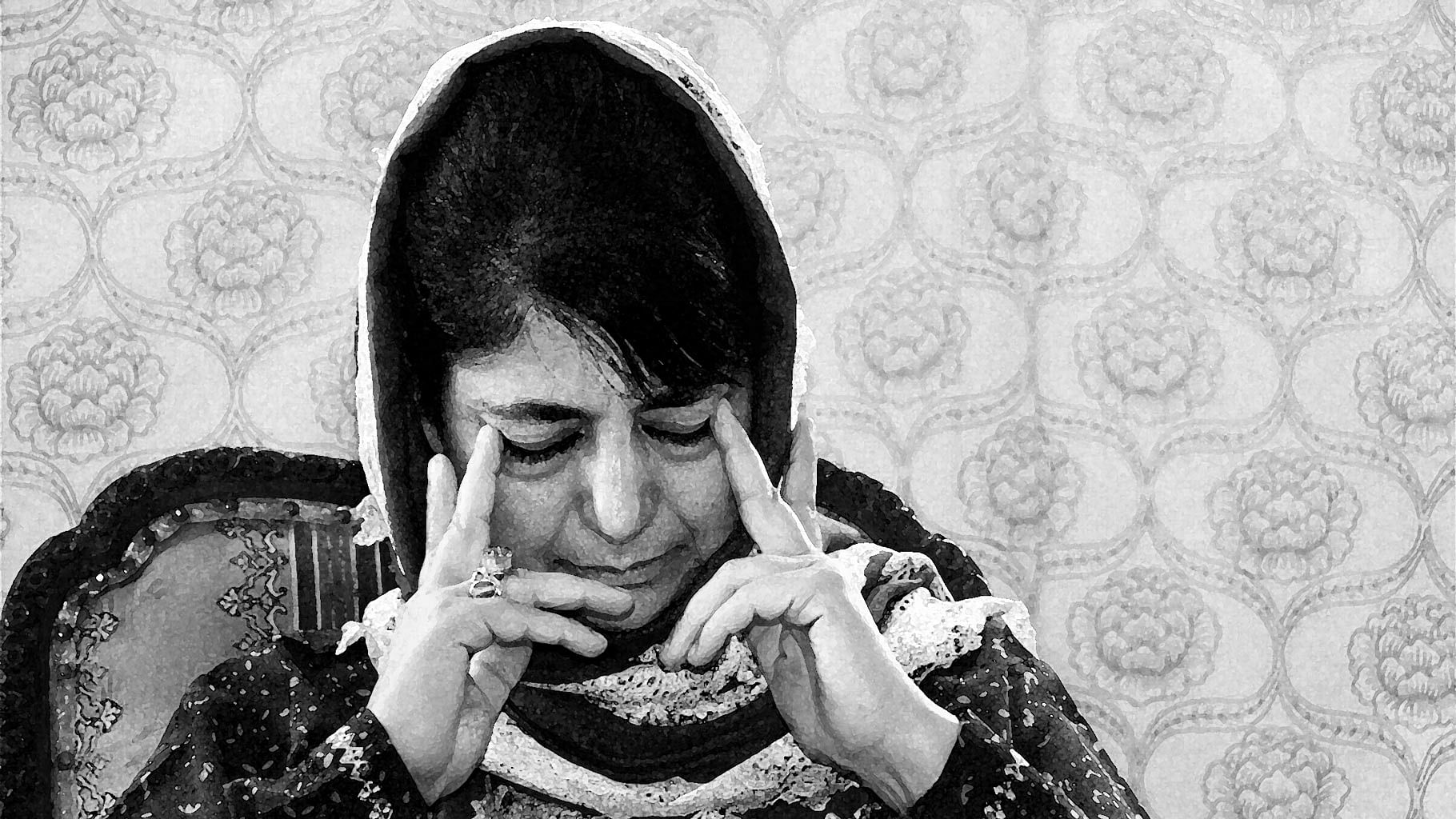 Mehbooba Mufti, Chief Minister of Jammu and Kashmir on Thursday, 25 August 2016. (Photo: PTI/Altered by <b>The Quint</b>)