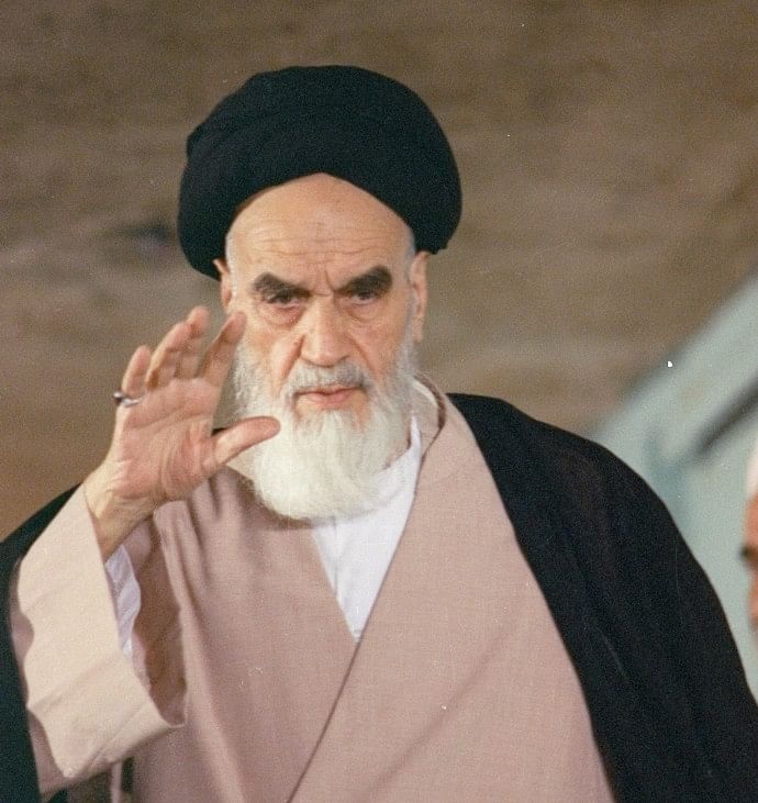 Grand Ayatollah Hossein Ali Montazeri in the tapes talks about one of the darkest moments of Iran’s history.
