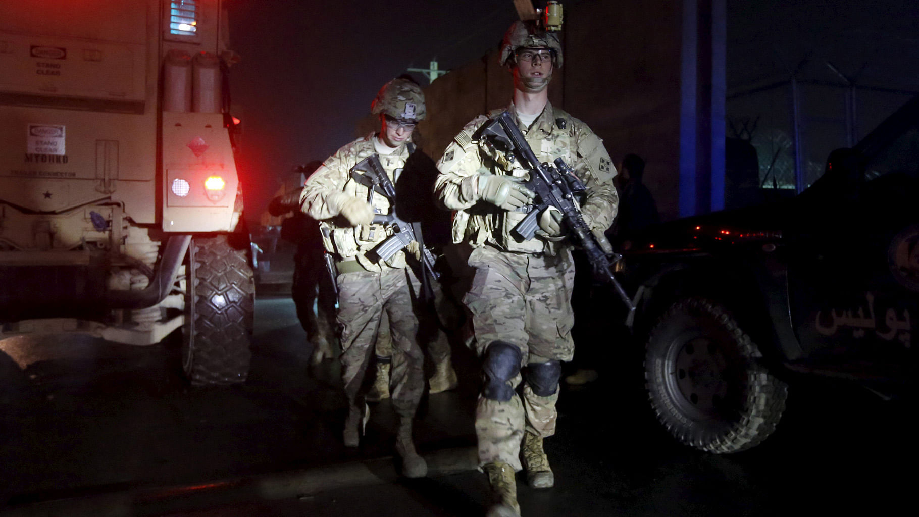 US troops arrive at the site of an explosion in  Afghanistan on 4 January 2016. A large explosion struck close to Kabul airport. (Photo: Reuters)