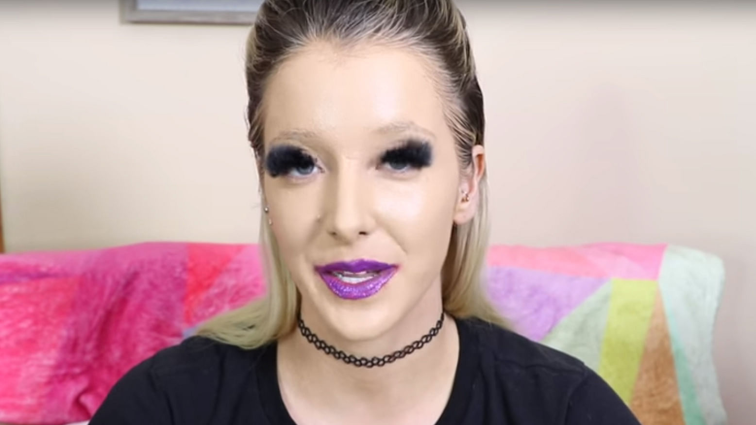 ‘100 layers of makeup’ is a horrifying trend. (Photo Courtesy: YouTube screenshot)