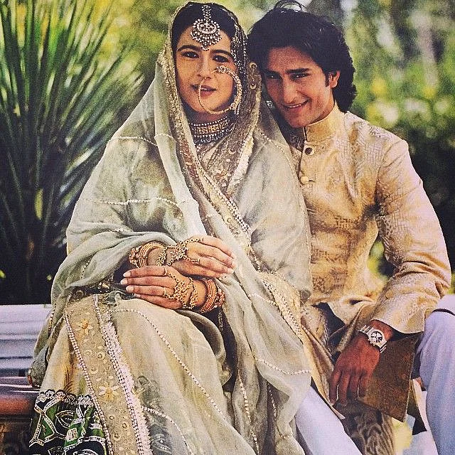 Saif Ali Khan with first wife Amrita Singh. (Photo courtesy: <a href="https://twitter.com/search?f=images&vertical=default&q=amrita%20singh%20saif%20ali%20khan&src=typd">Twitter/ @ChamkeeliTrippy</a>)