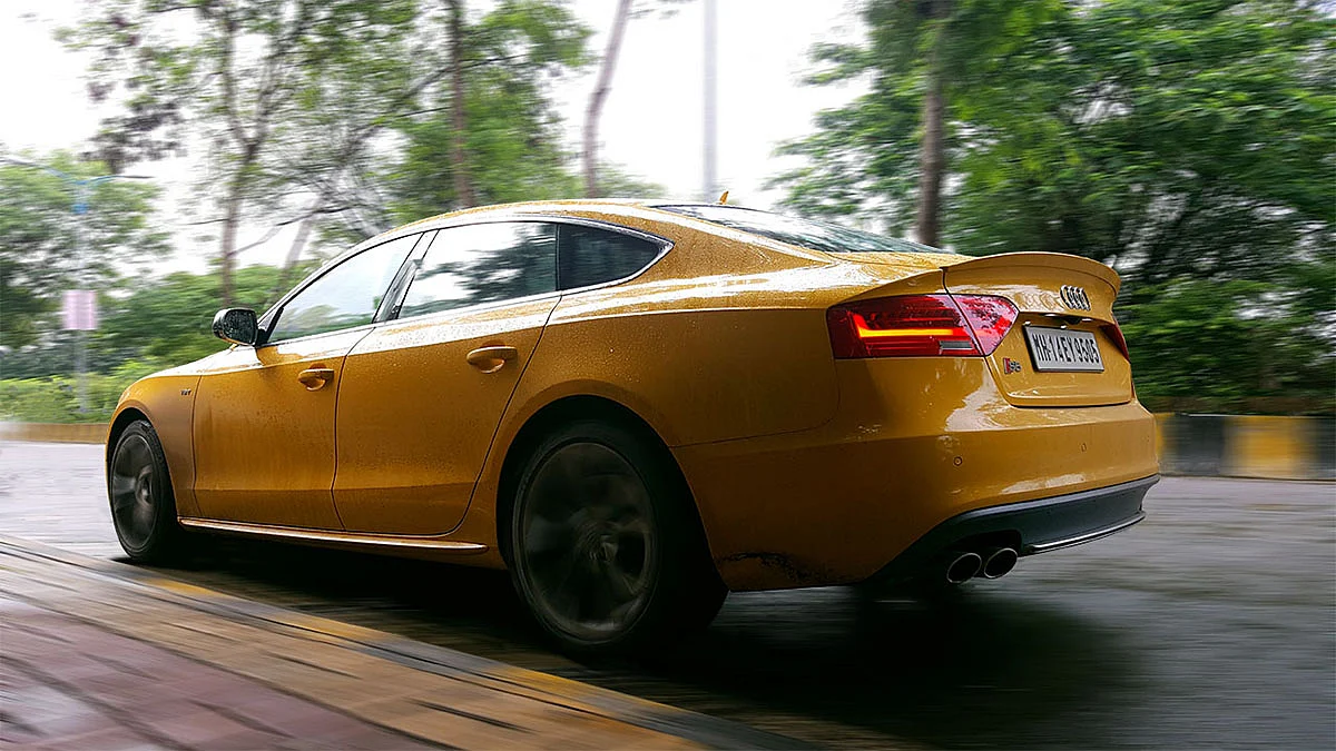 Audi A5 on the slick roads of Pune. (Photo Courtesy: Motorscribes)