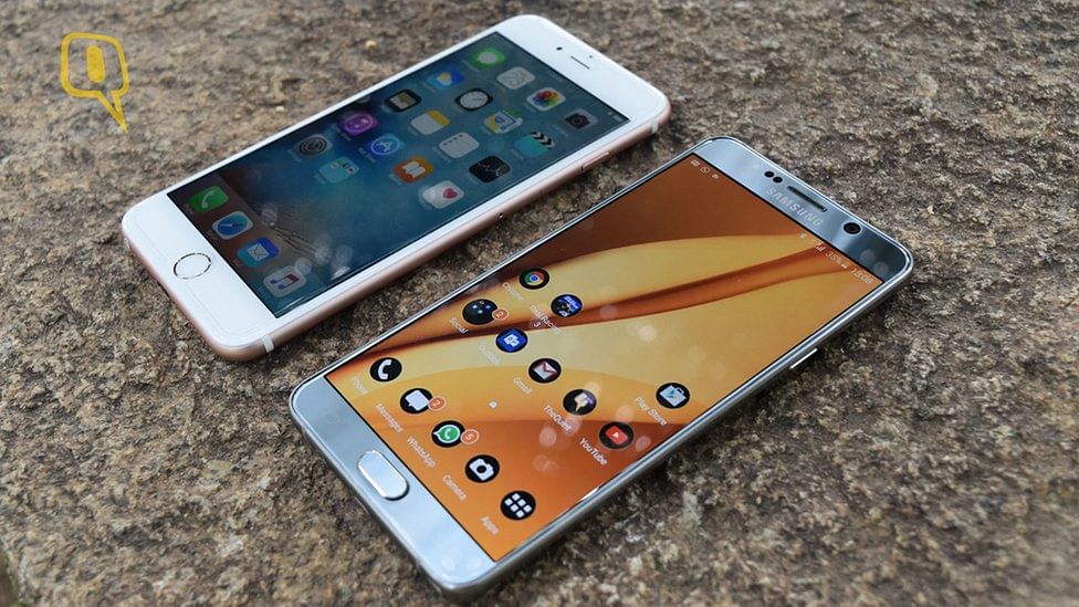 Apple iPhone 6S (left) and Samsung Galaxy Note 5 (right). (Photo: <b>The Quint</b>)