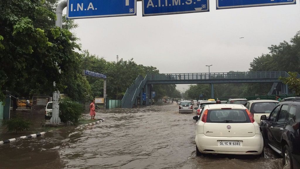

Delhi witnessed heavy downpour on Wednesday morning. (Photo Courtesy: Twitter/ <a href="https://twitter.com/rajeshkalra">@rajeshkalra</a>)
