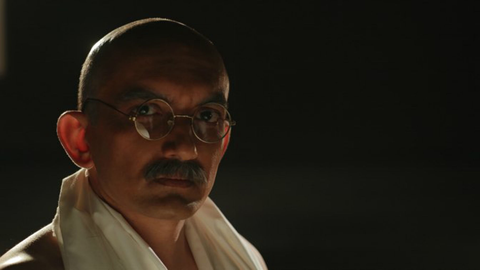 Chirag Vohra as Mahatma Gandhi in<i> Gandhi: The Musical.</i> (Photo: NCPA)&nbsp;