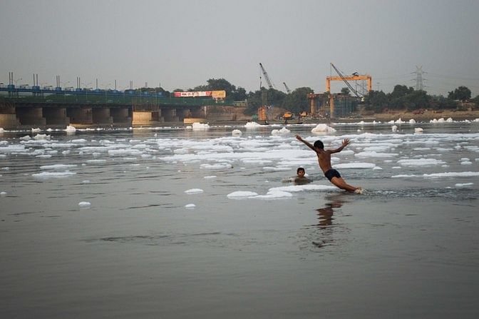 Delhi’s waste kills almost all of the aquatic life in the river.