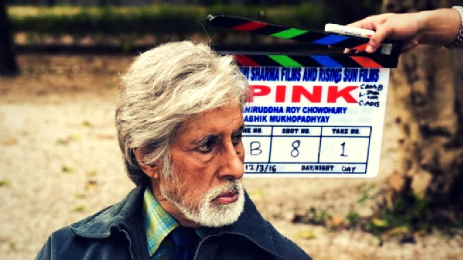 Amitabh Bachchan on the sets of <i>Pink. </i>(Photo courtesy: Twitter/<a href="https://twitter.com/orbitcollection">@<b>orbitcollection</b></a>)