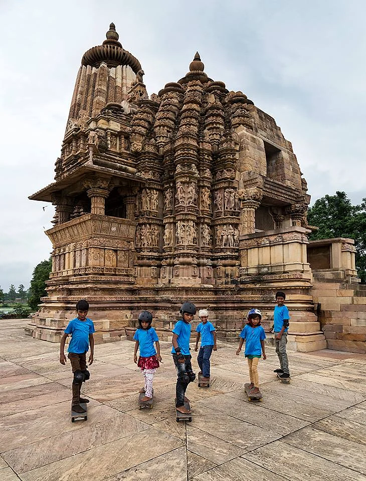Janwaar village kids skateboarding at Khajuraho. (Photo Courtesy: Vicky Roy)