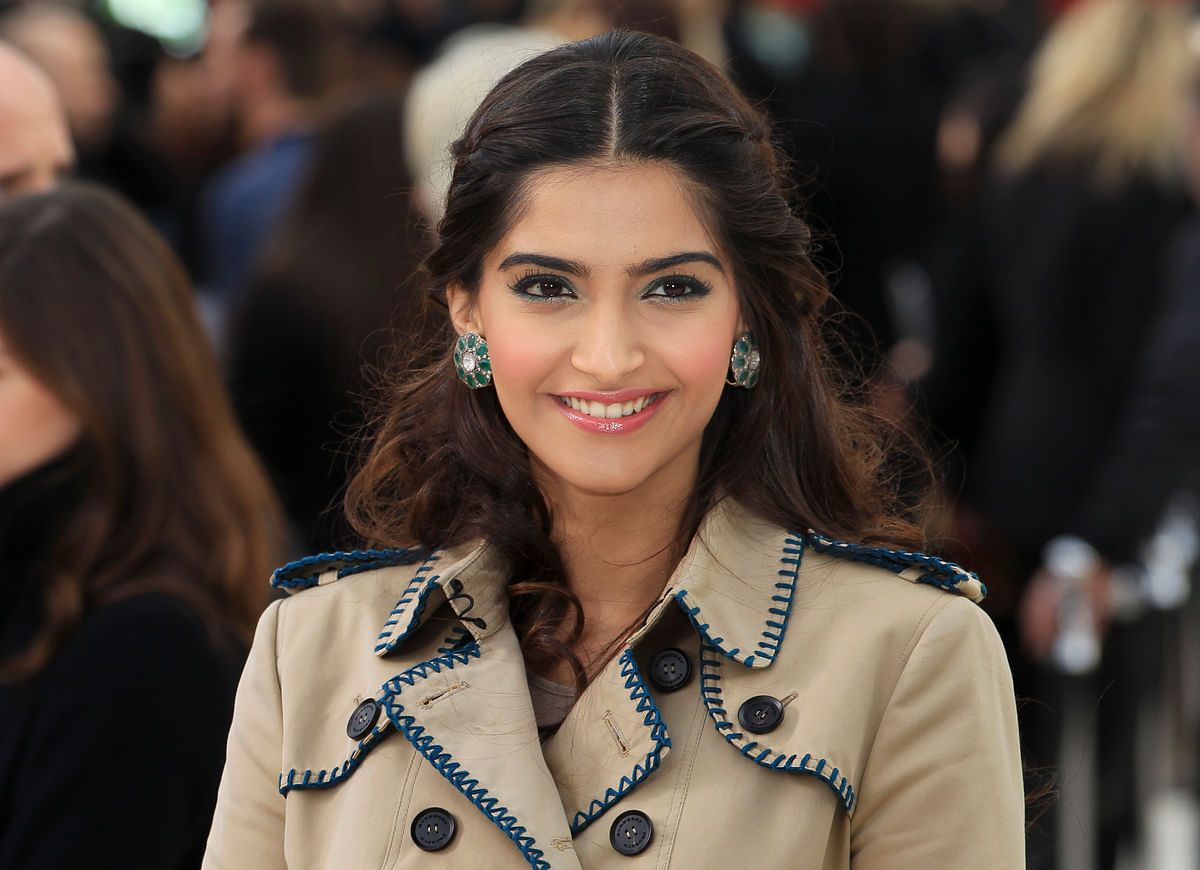 Sonam  Kapoor opens up on lost films, Jiah Khan suicide case gets a new twist & more.