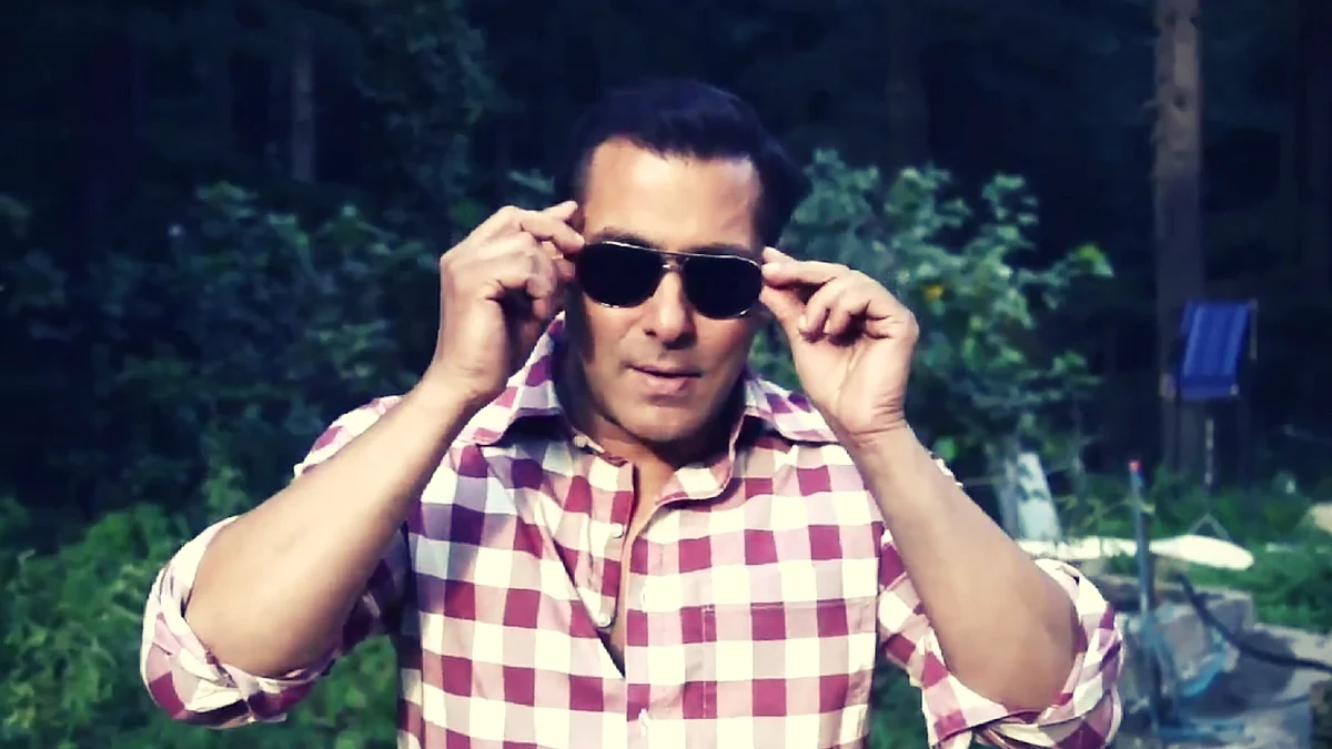 Salman Khan wishes <i>Baar Baar Dekho</i> and <i>Freaky Ali </i>good luck on opening day. (Photo courtesy: Twitter/@BeingSalmanKhan)