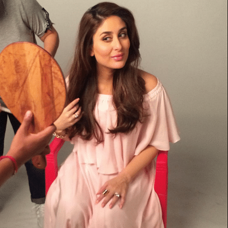 Kareena shuts down questions about the sex of her child, ‘Padmavati’ to have three solo posters and more stories.